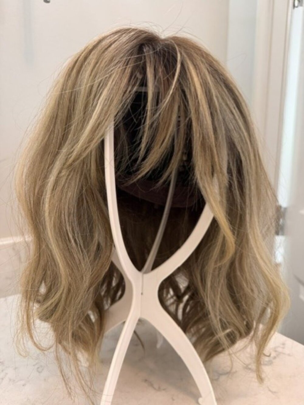 JB Extensions Gloria Wig - Supermodel waves and highlights